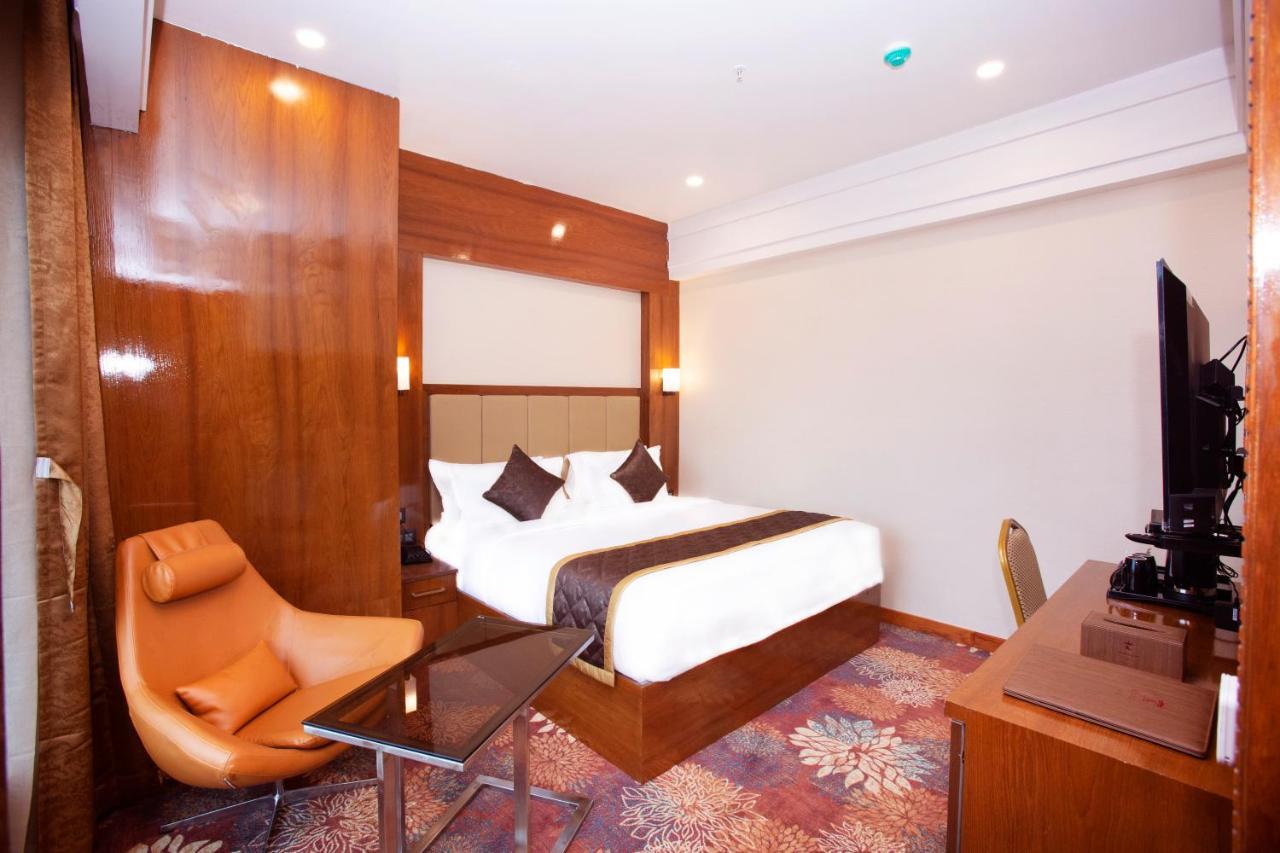 Kingston Hotel バンガロール エクステリア 写真