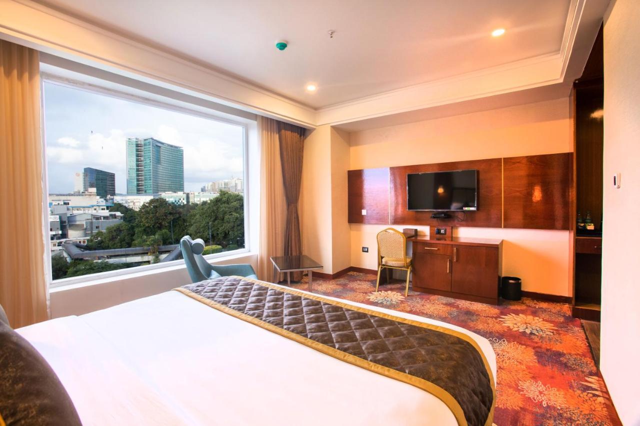 Kingston Hotel バンガロール エクステリア 写真